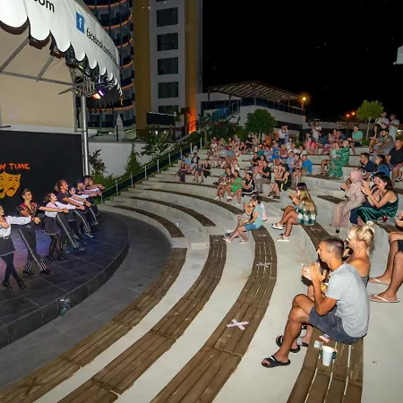 The Marilis Hill & Ultra Okurcalar