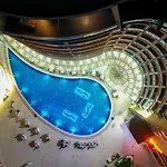 The Marilis Hill & Ultra 5* Okurcalar