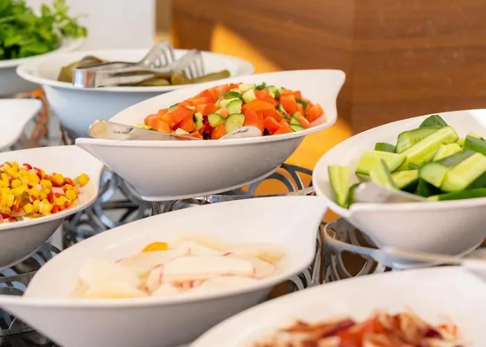 The Marilis Hill & Ultra Hotell Okurcalar